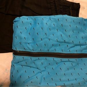 Unisex Nike outfits (pants and hoodie)